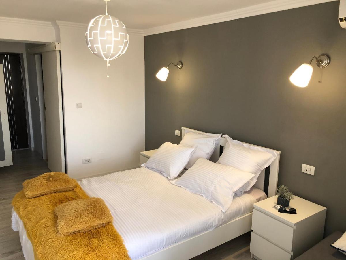 Sea View Apartments 만갈리아 외부 사진